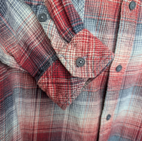 Men's Hurley Blue Red White Flannel Plaid Button-Down Shirt XXL - Picture 11 of 12